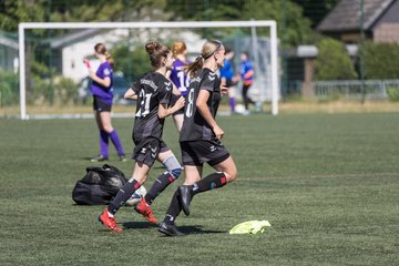 Bild 33 - wBJ SV Henstedt Ulzburg - TuS Rotenhof : Ergebnis: 12:0